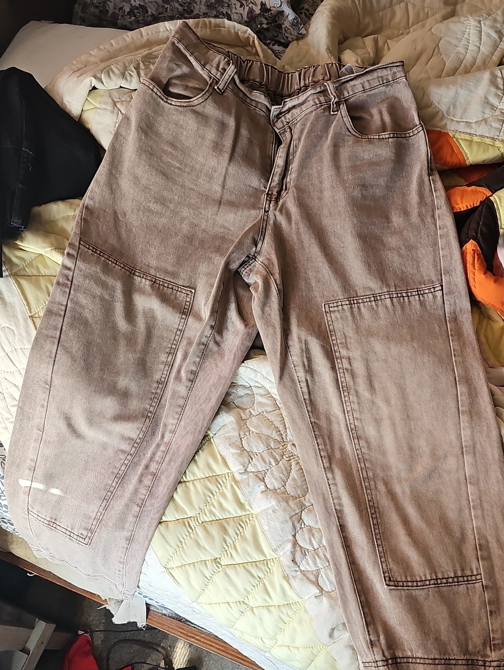 Casual Wide-Leg Cropped Barrel Jeans - Taupe SHEIN